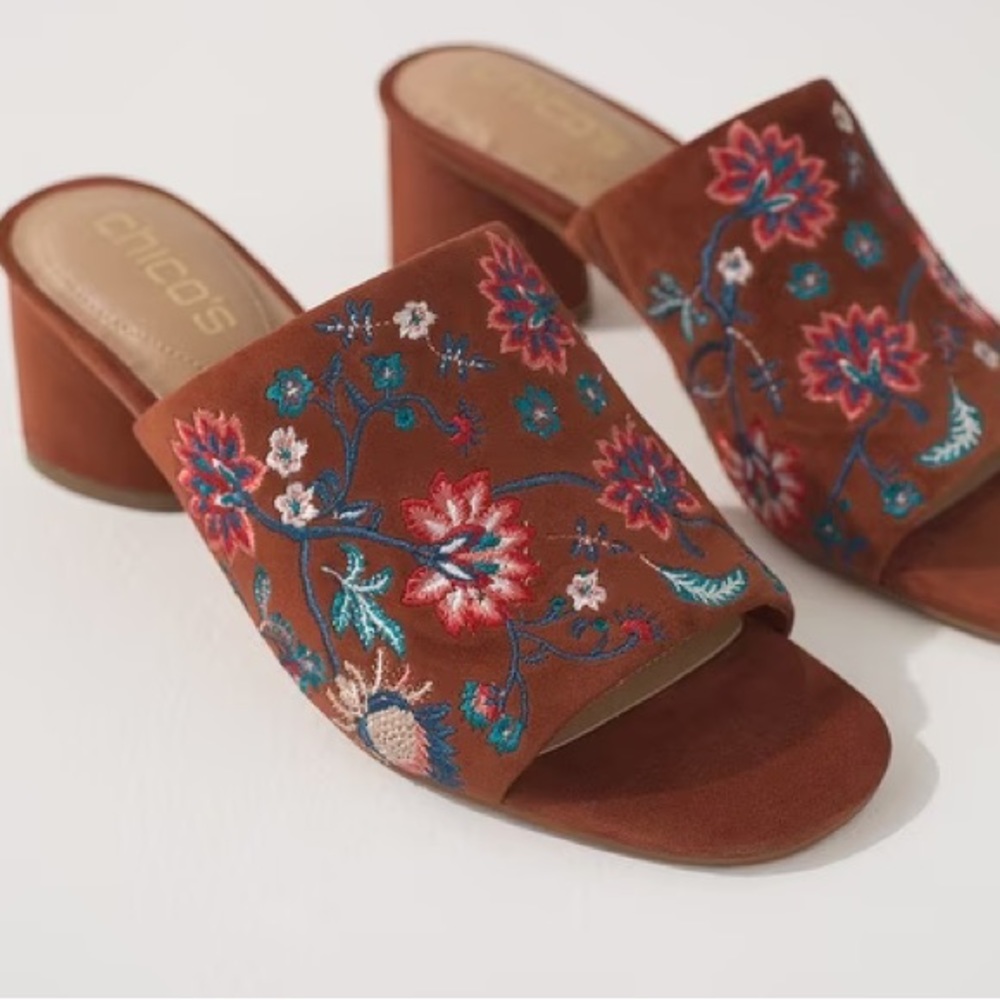 NIB Chico’s Floral Embroidered Suede Slides Size 9 - Picture 4 of 11